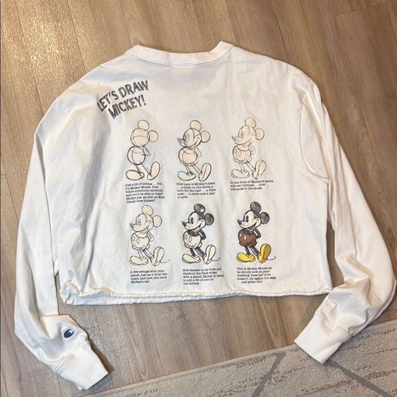 Champion Tops - Champion White cropped Long Sleeve Tee with Mickey Design